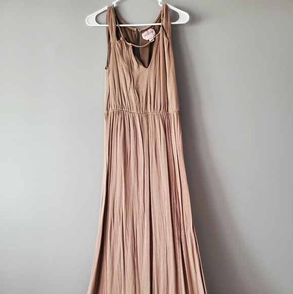 Maxi Sundress - Picture 1 of 4